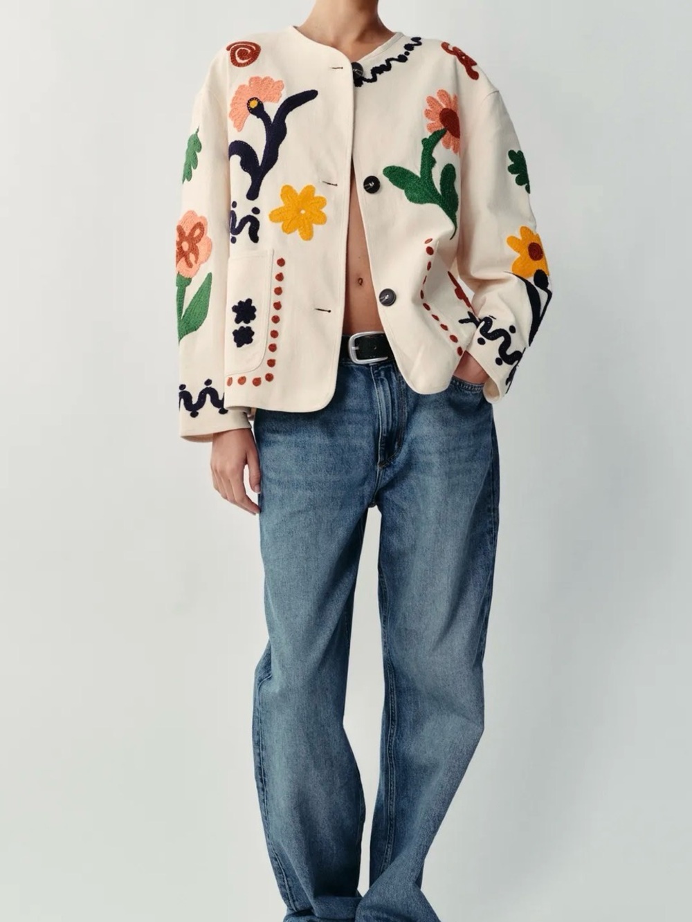 Embroidered Floral Cream Jacket - Women's Crop Coat